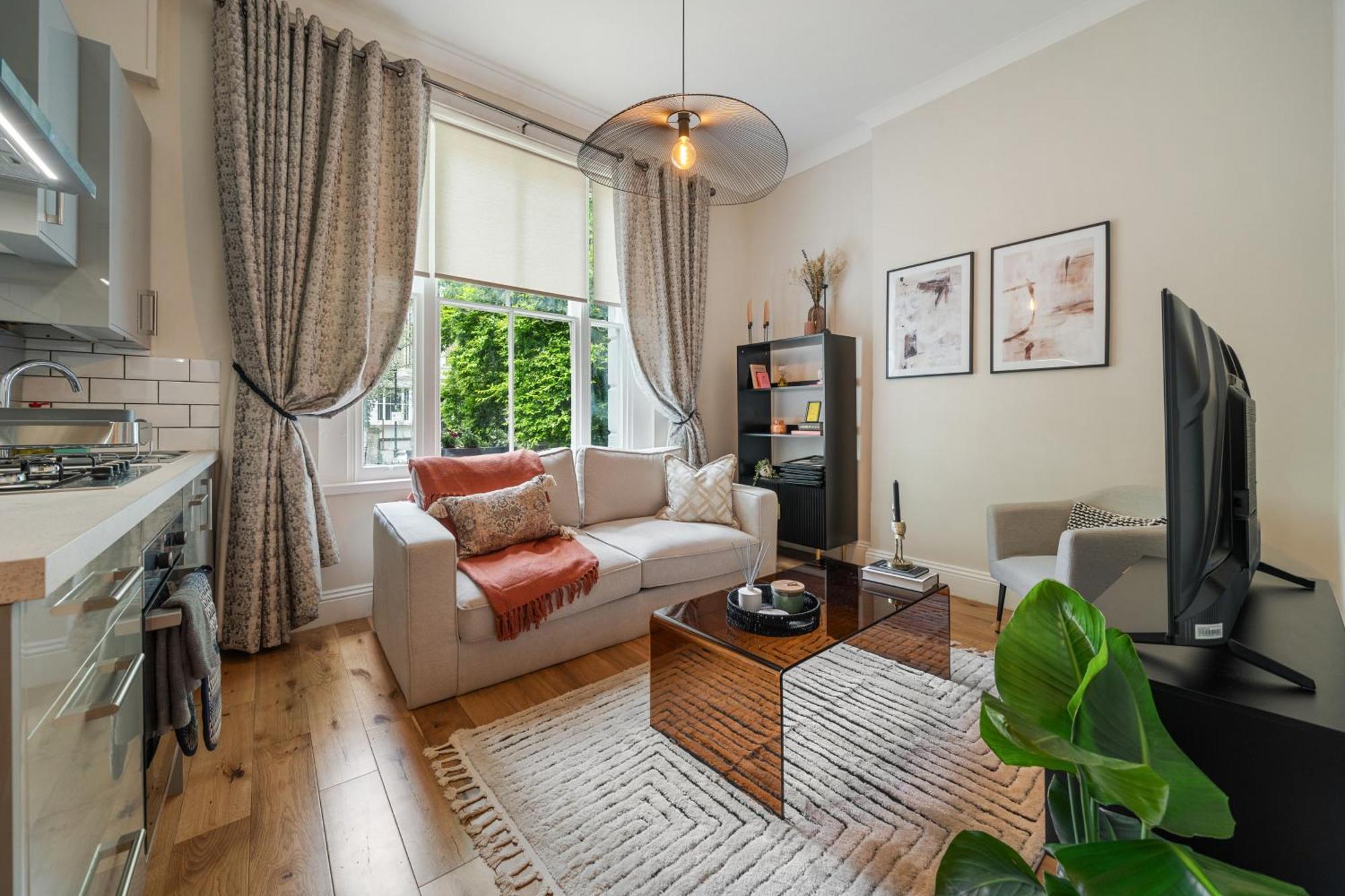 House Of Cambridge Gardens In Notting Hill