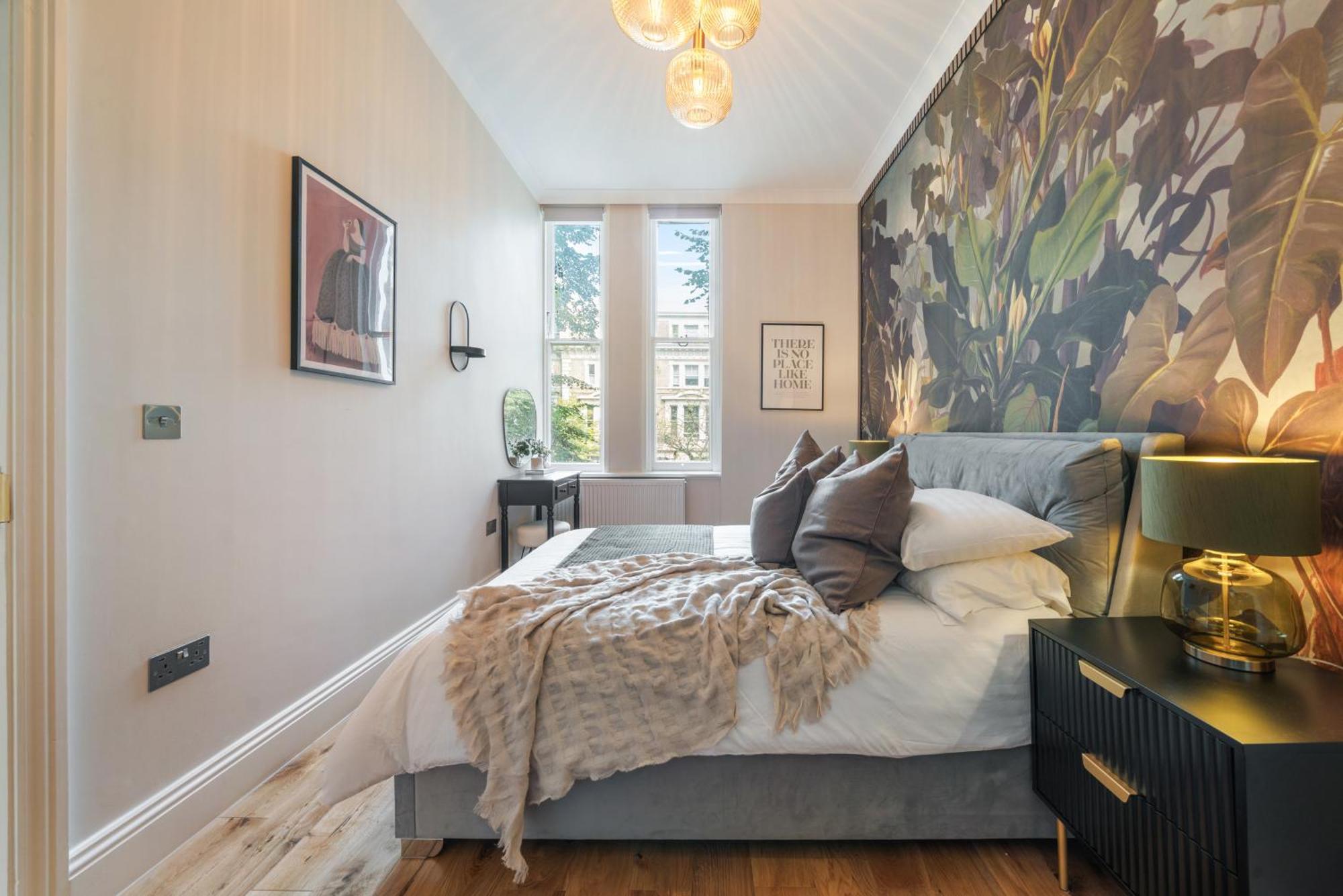 Apartment House Of Cambridge Gardens In Notting Hill *