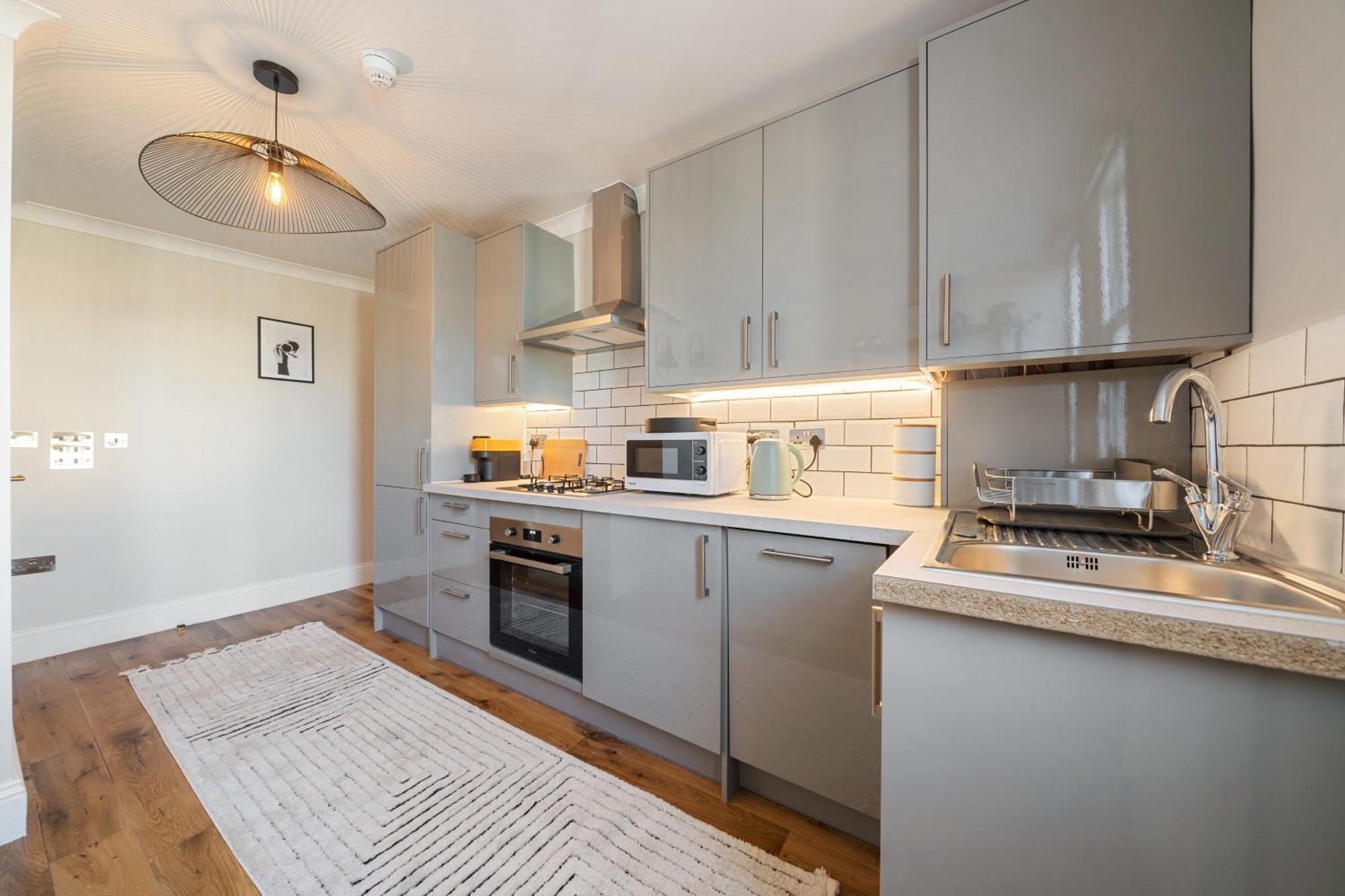 Apartment House Of Cambridge Gardens In Notting Hill